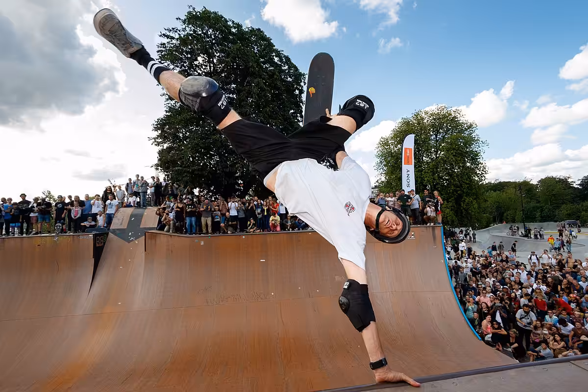 Birdhouse team in Fælledparken Skatepark