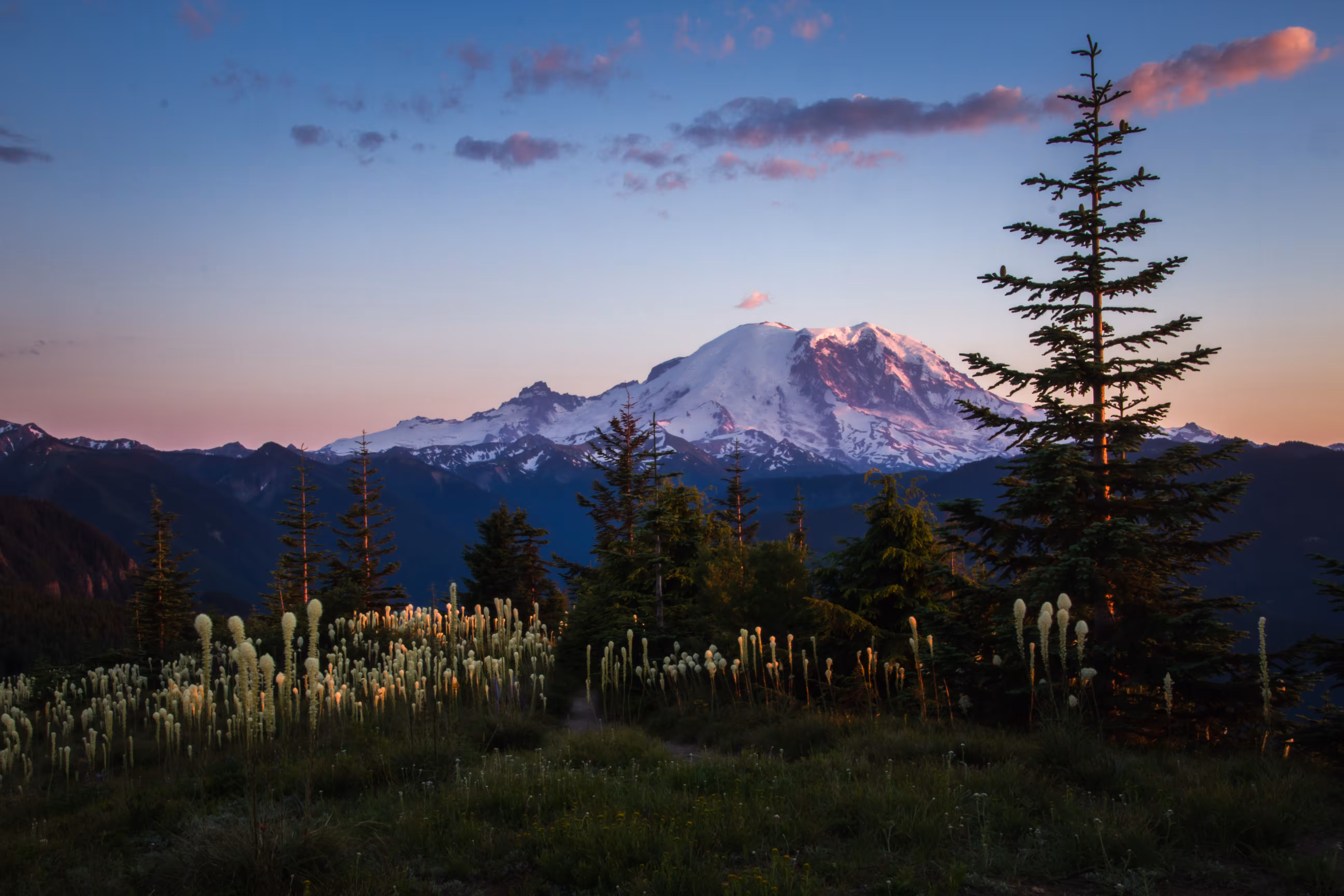 Sunset on Mt Rainier