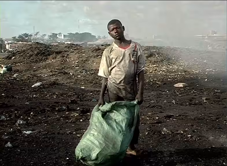 Permanent Error: Manaf Ibrahim, Agbogbloshie Market, Accra, Ghana 2010 01:48