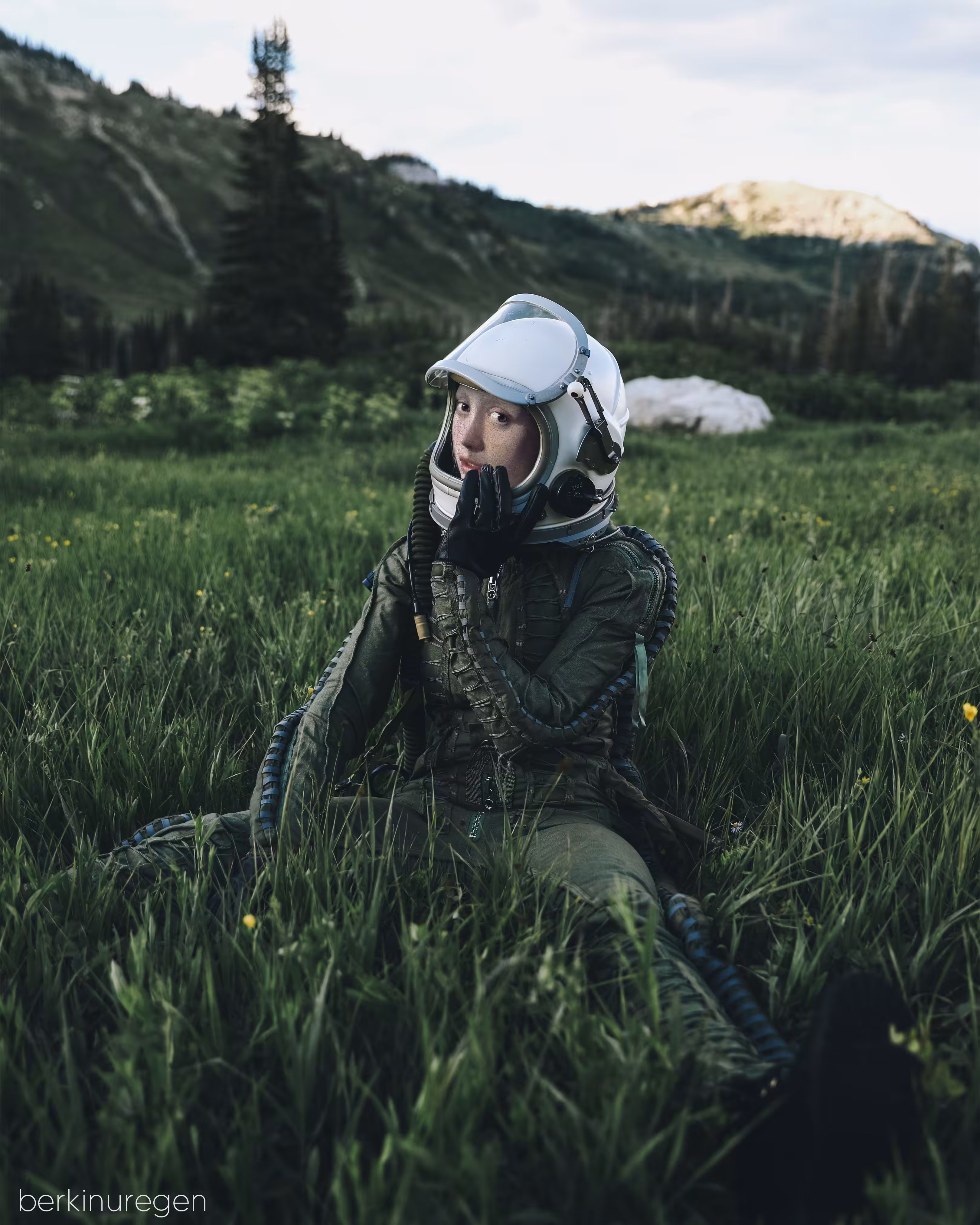 girl with pearl helmet