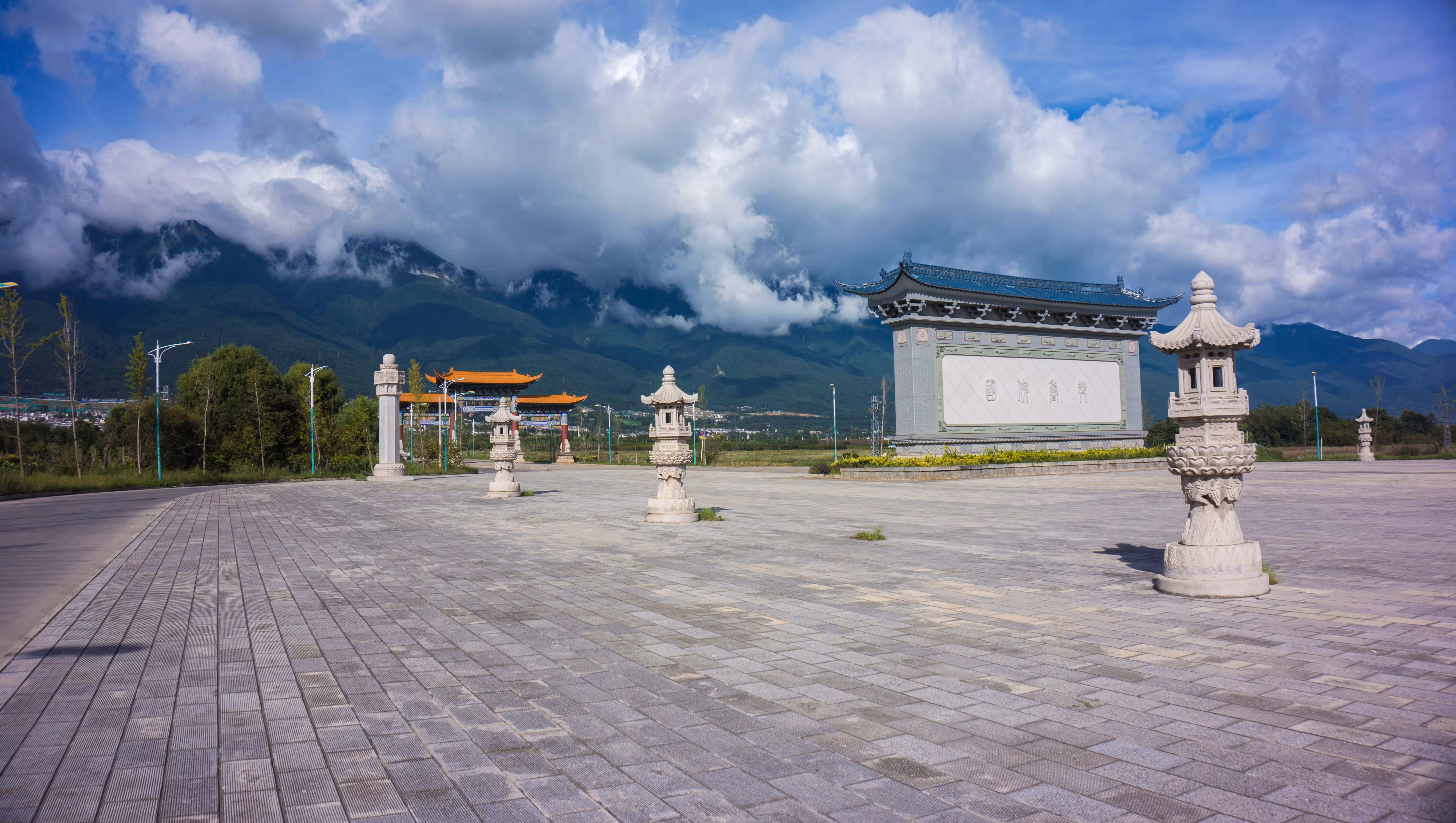 Traveling with love, China