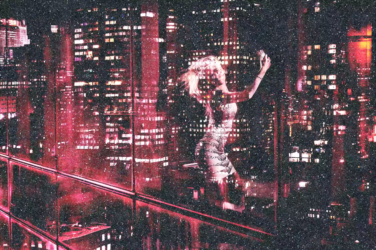 'SELFIE' DIAMOND DUST DIGITAL