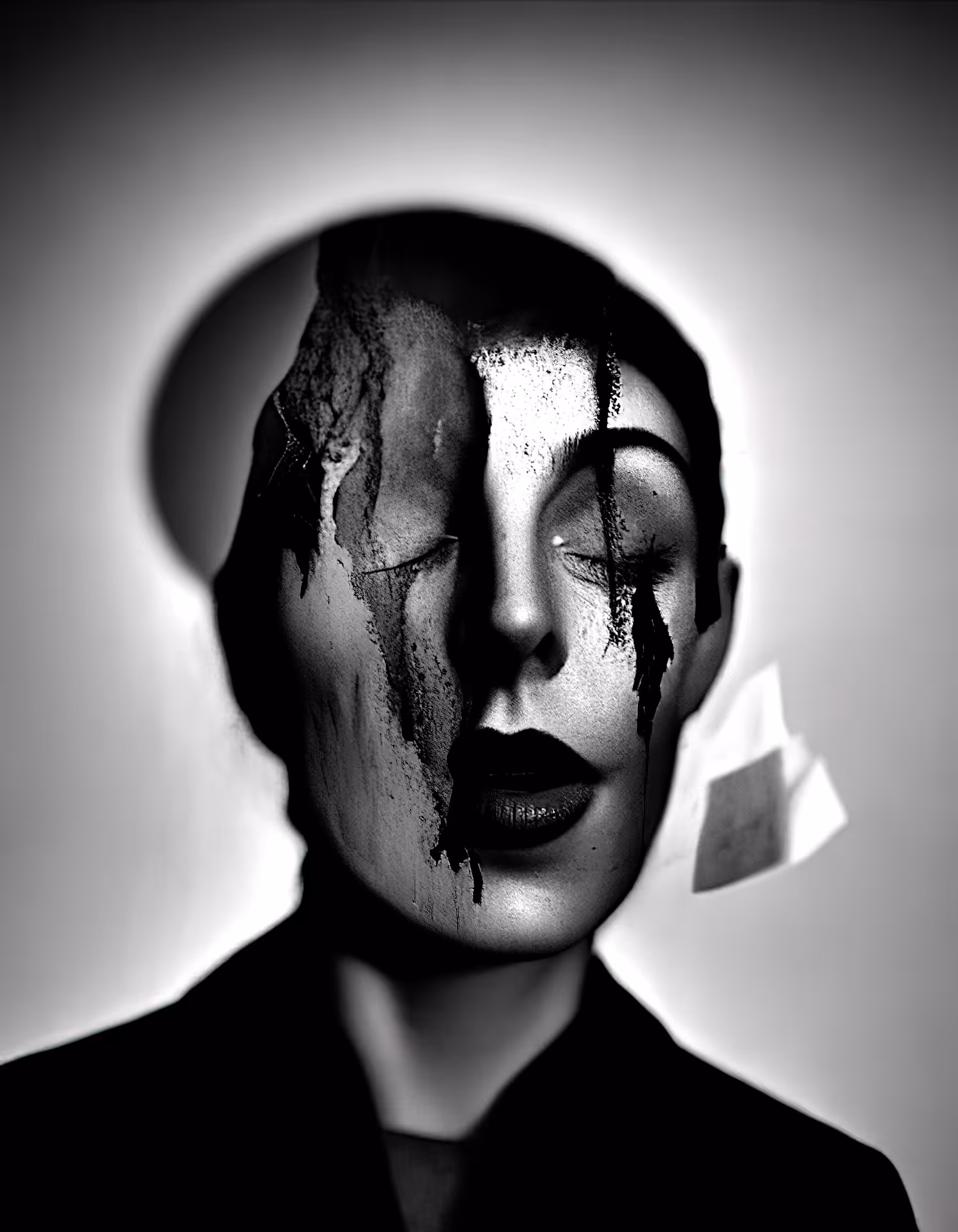 Frau im Mond