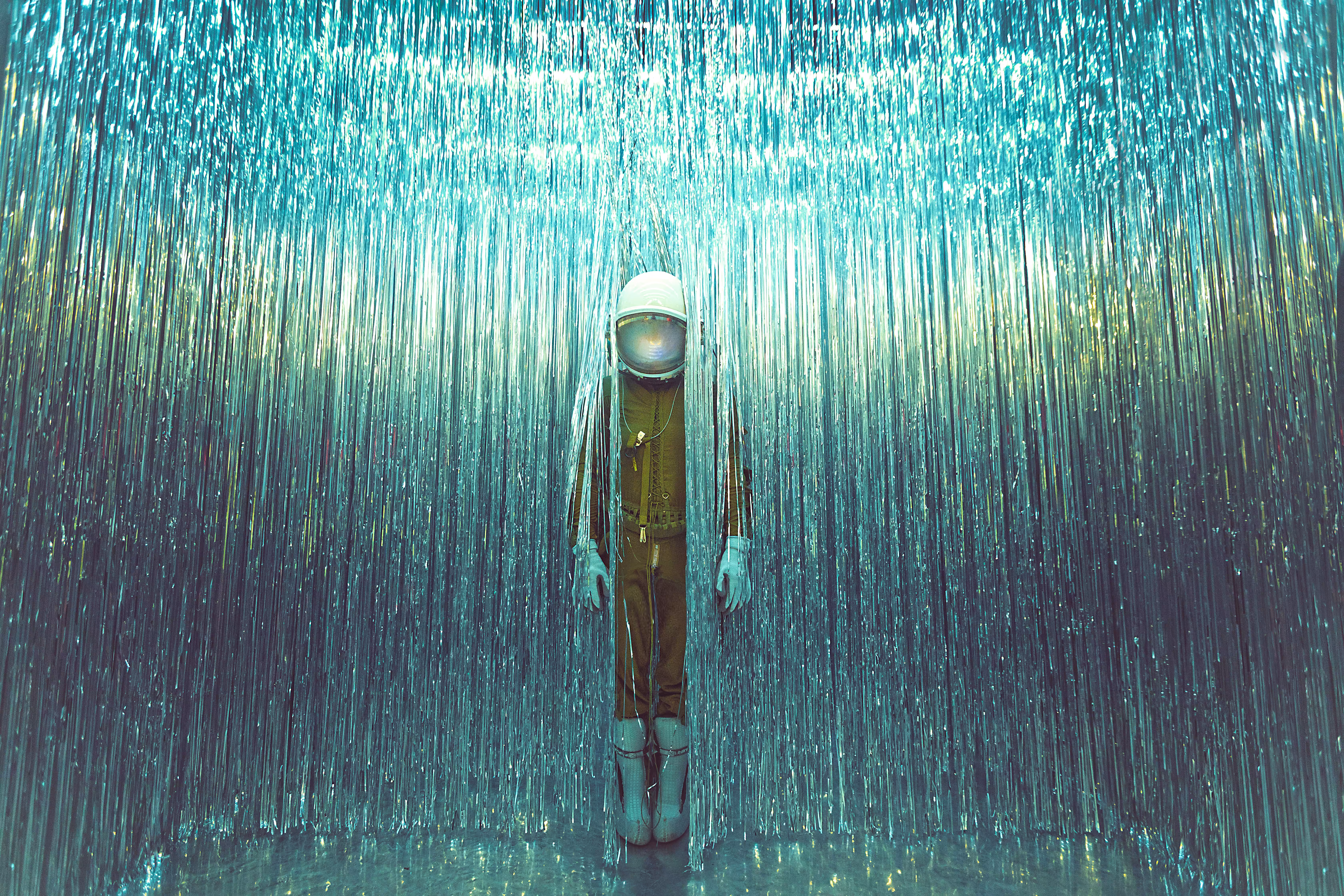 The Lonely Astronaut - Green Edition 6