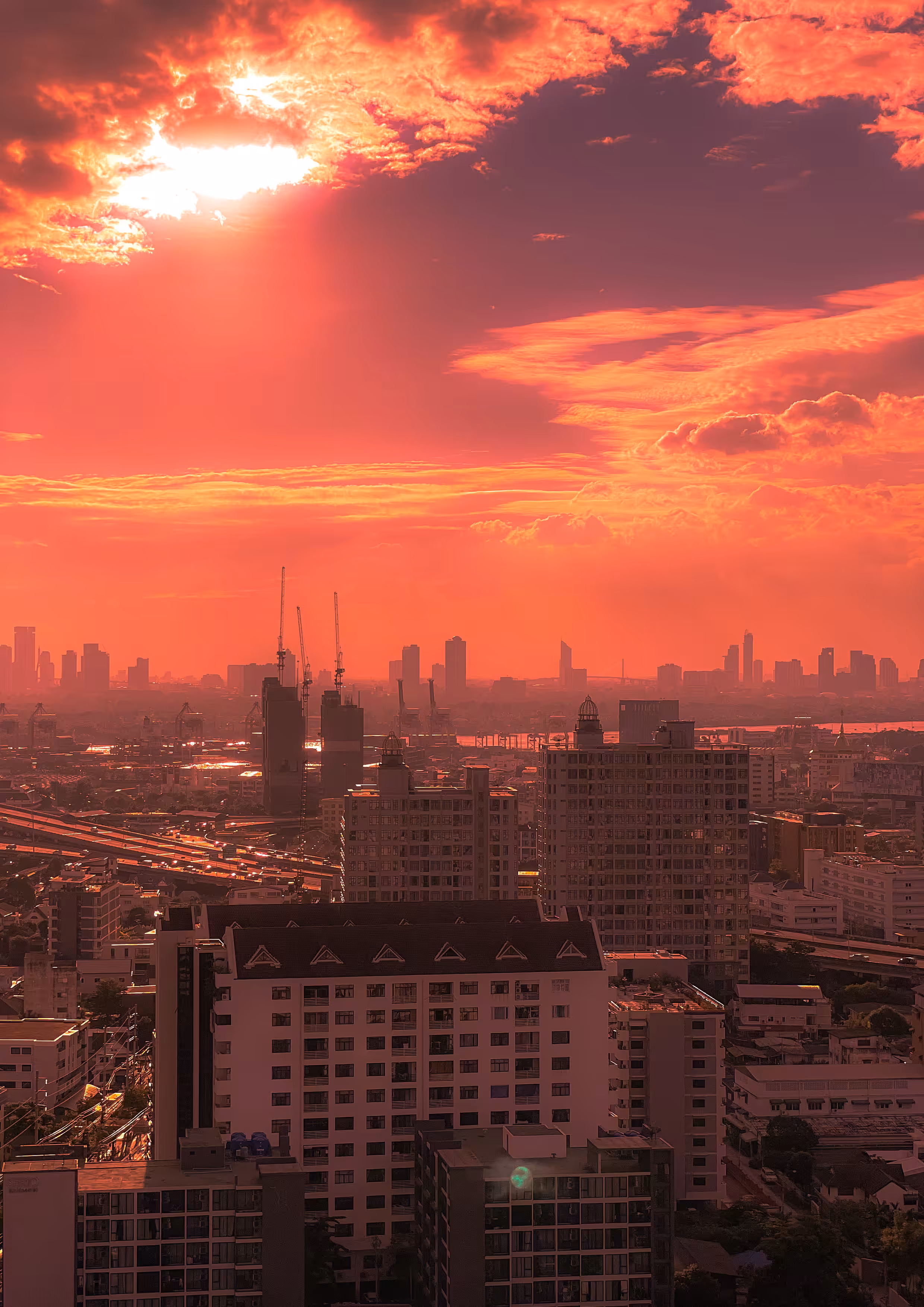 25th Floor #07