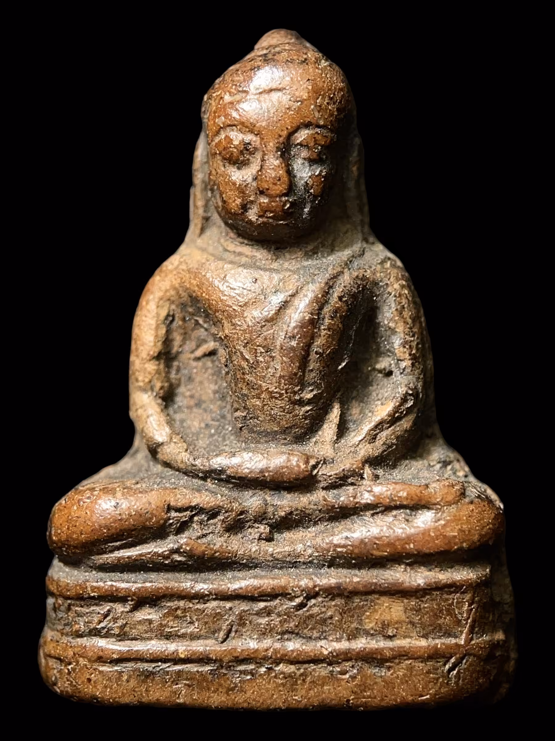 Beer Amulet: Luang Pho Chuk Nuea Din