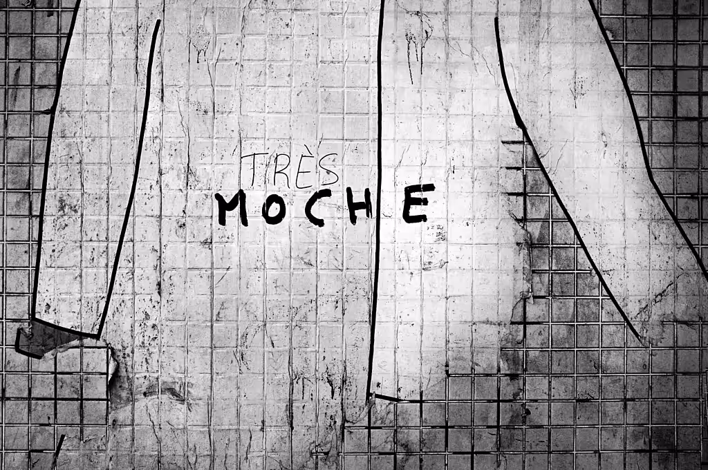 Très moche