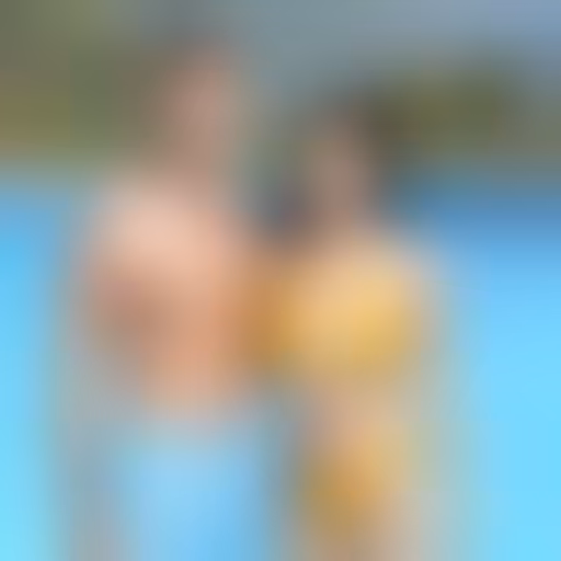 Thuy Tien et Benoît en maillot de bain