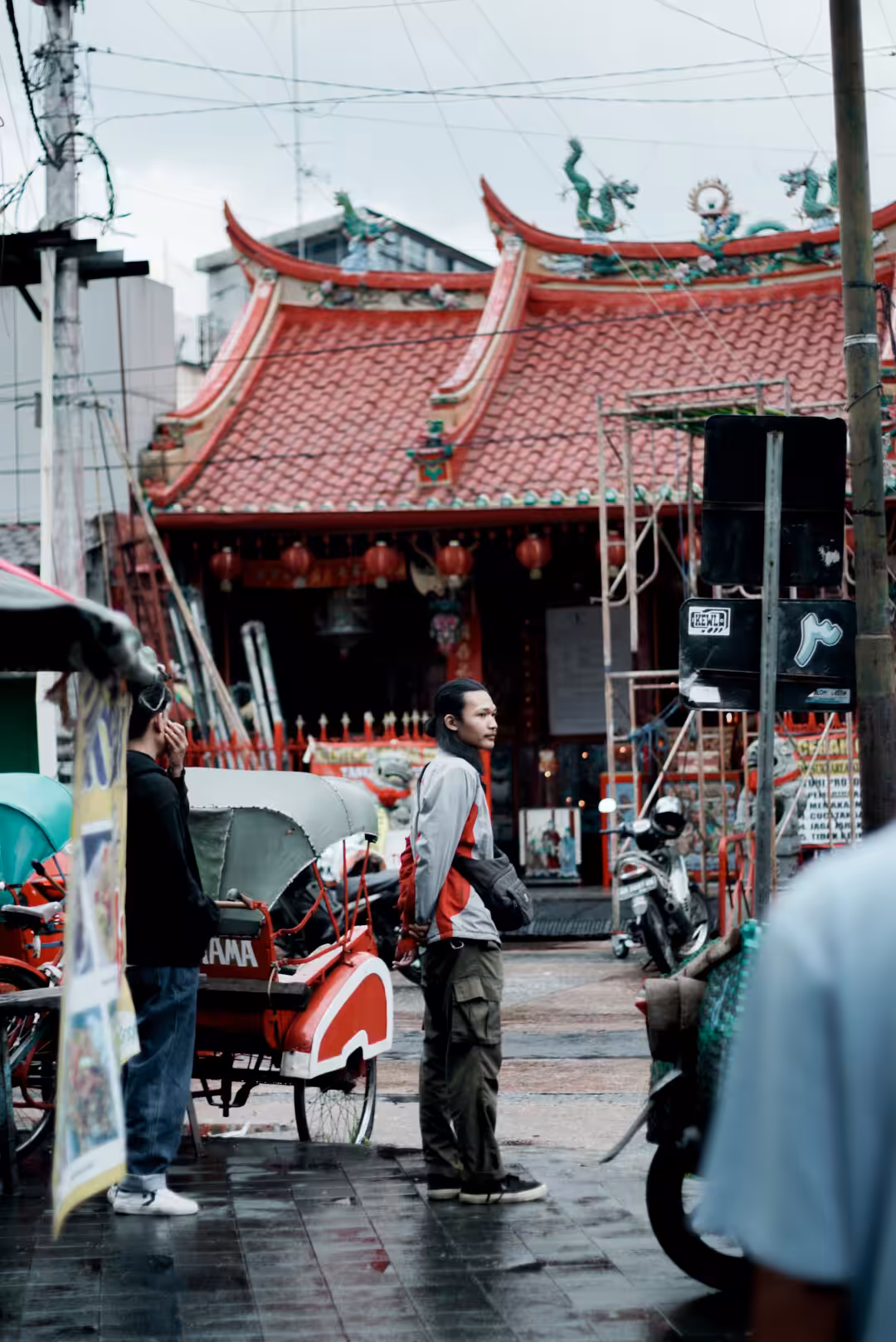 TEMPLE ATMOSPHERE