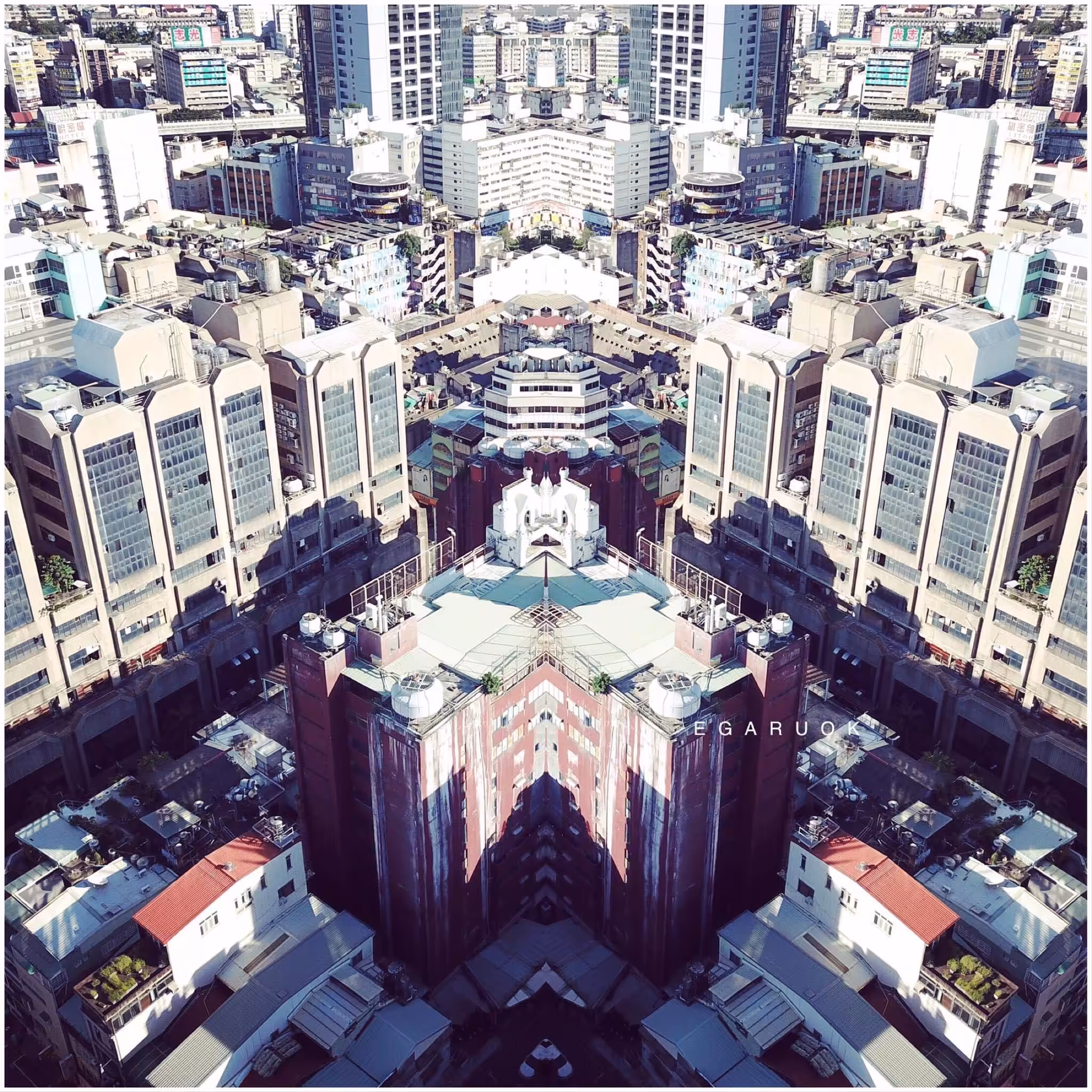 Flight etude 02 - Kaleidoscope City