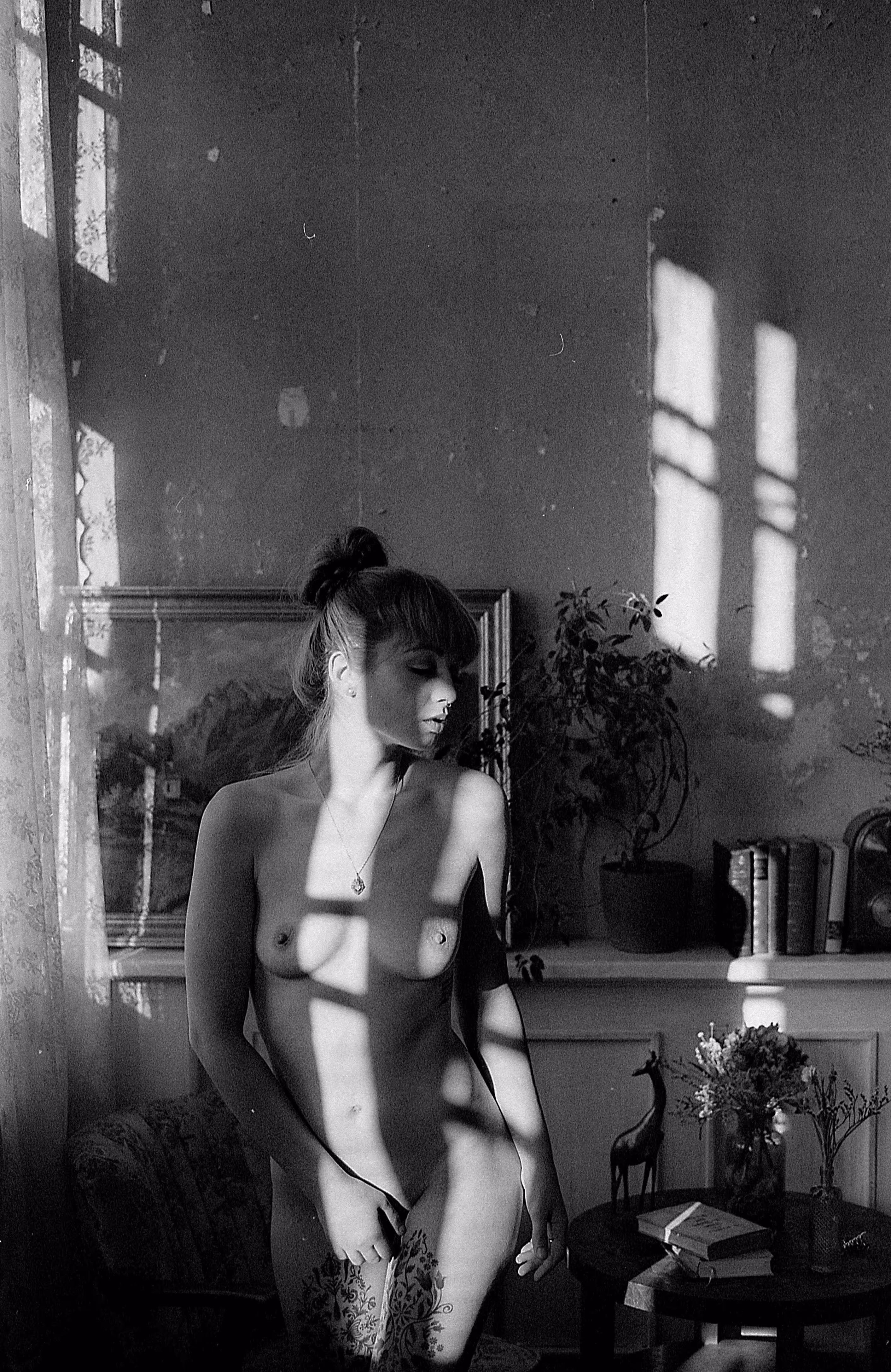 Noir Nude - Photez4Earth