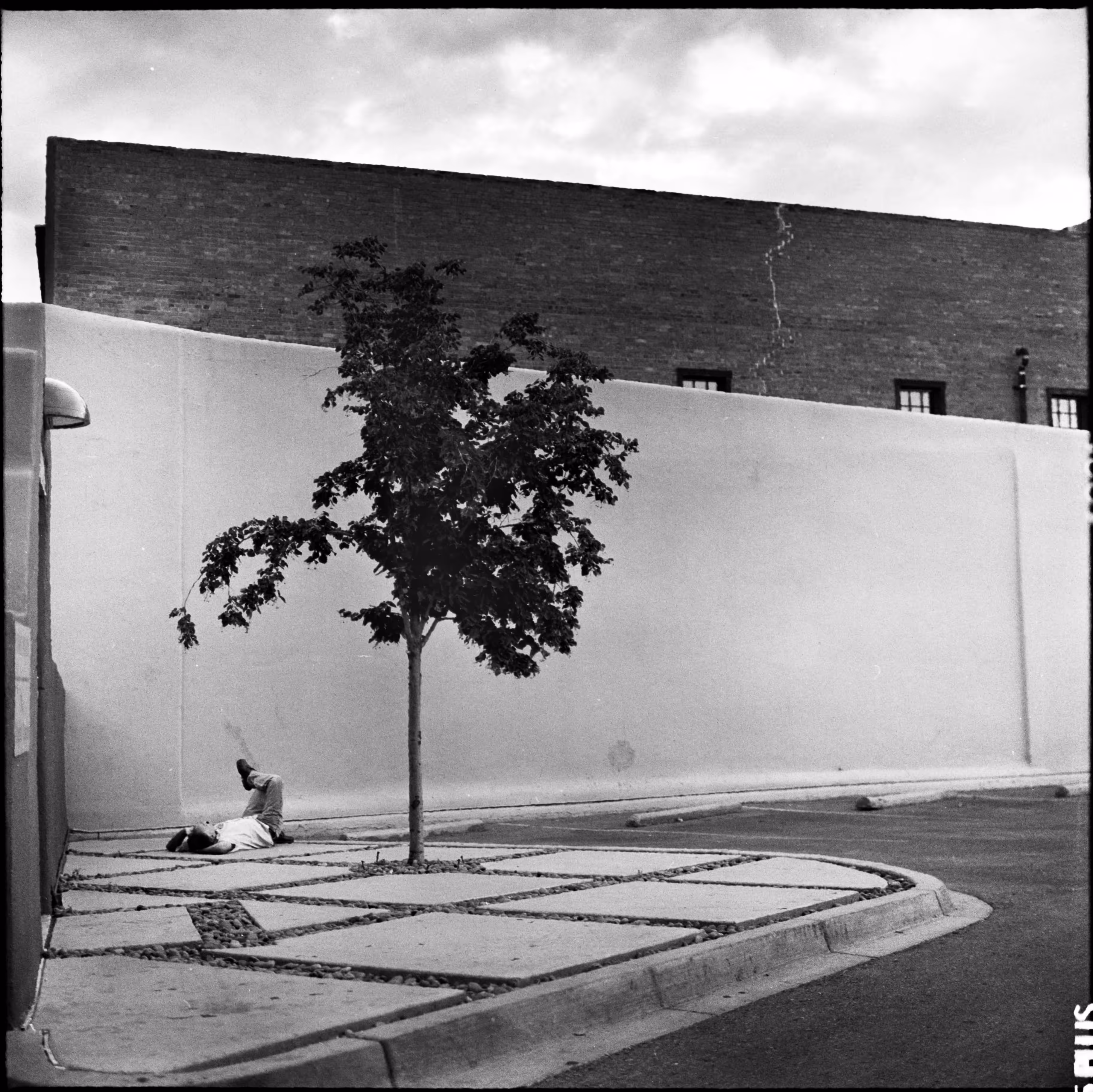 Mr Nugget Street Photography: R&R Composition