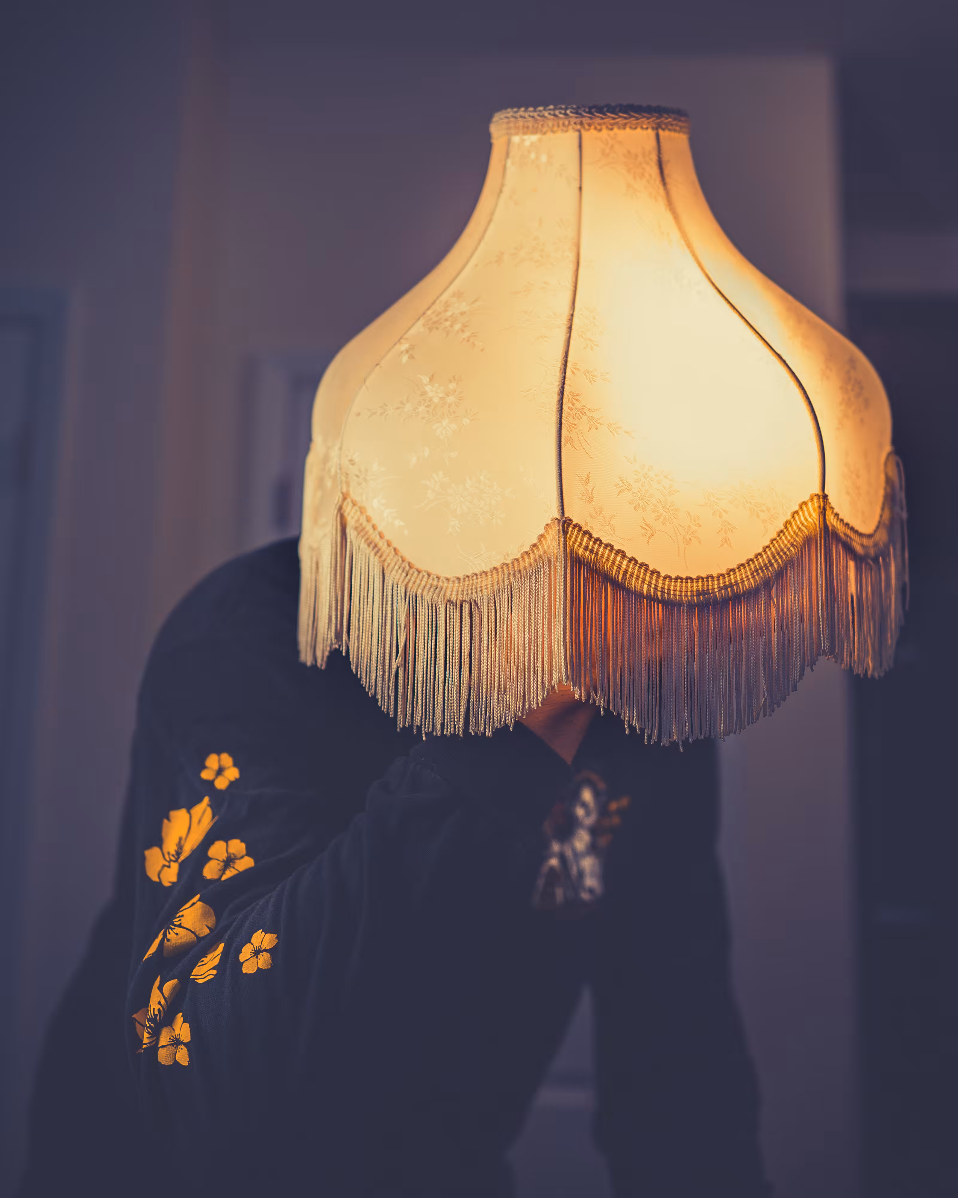 Lit Lampman Frills