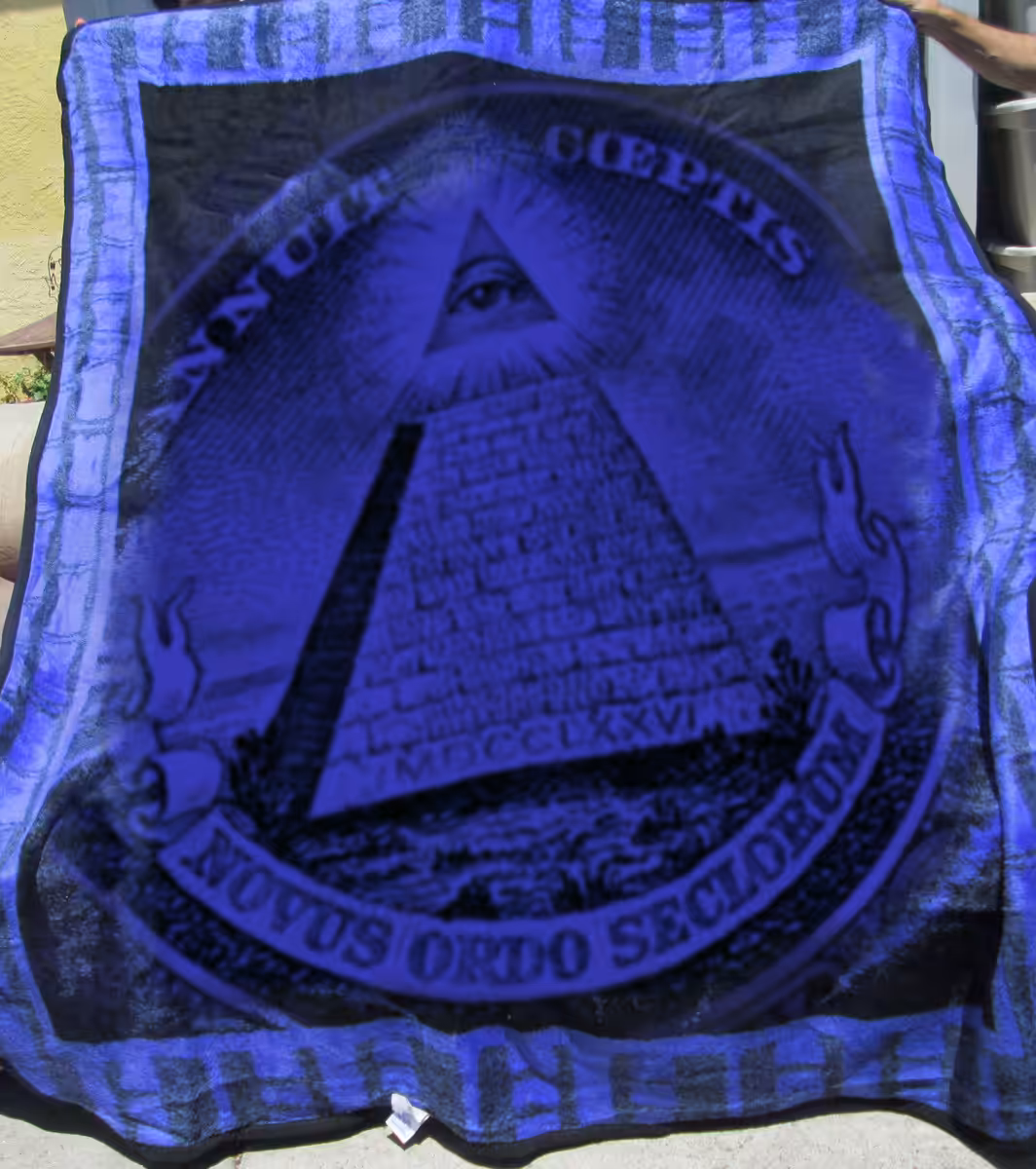 COBIJA SAN MARCOS ILLUMINATI