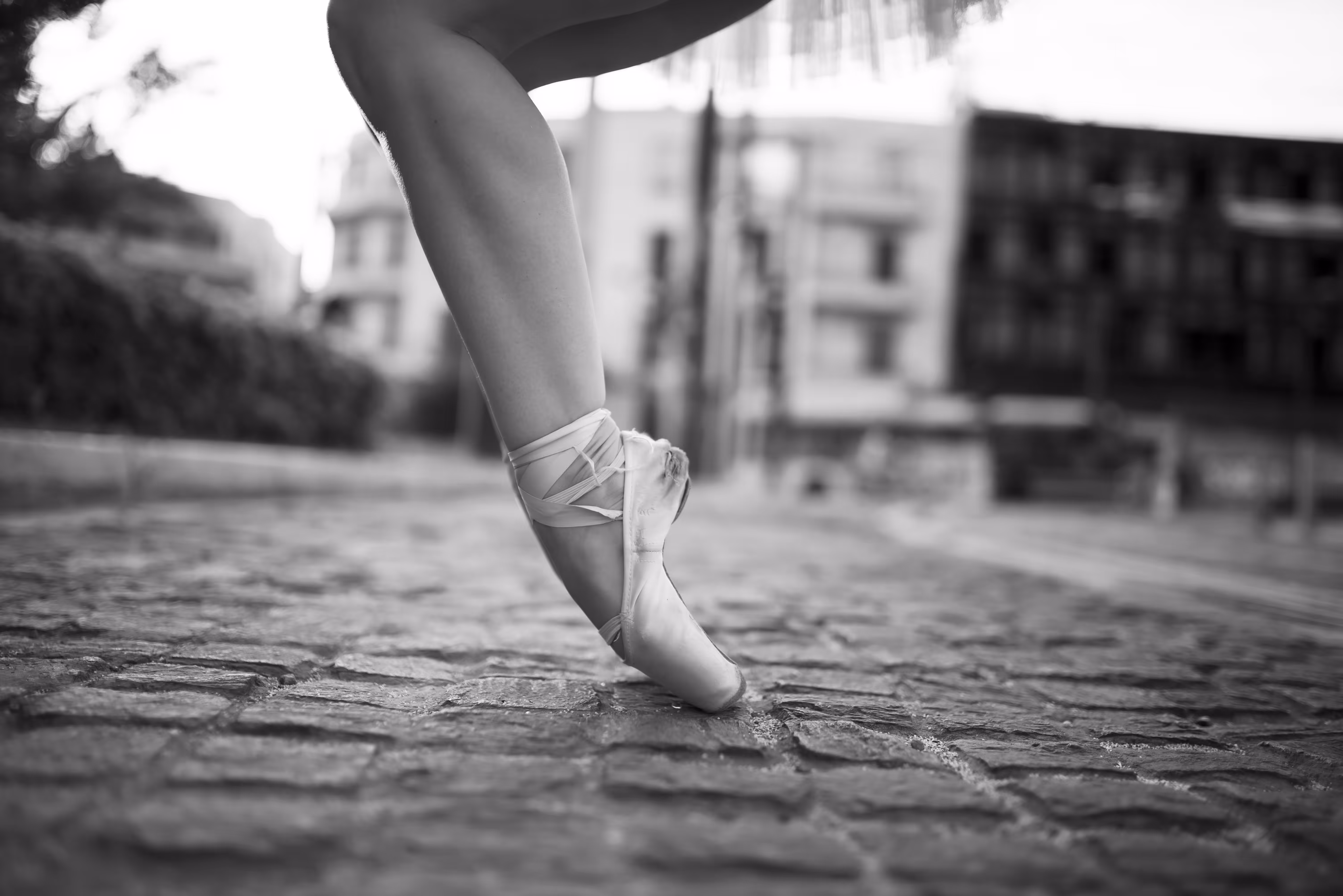 BALLERINA B&W #4