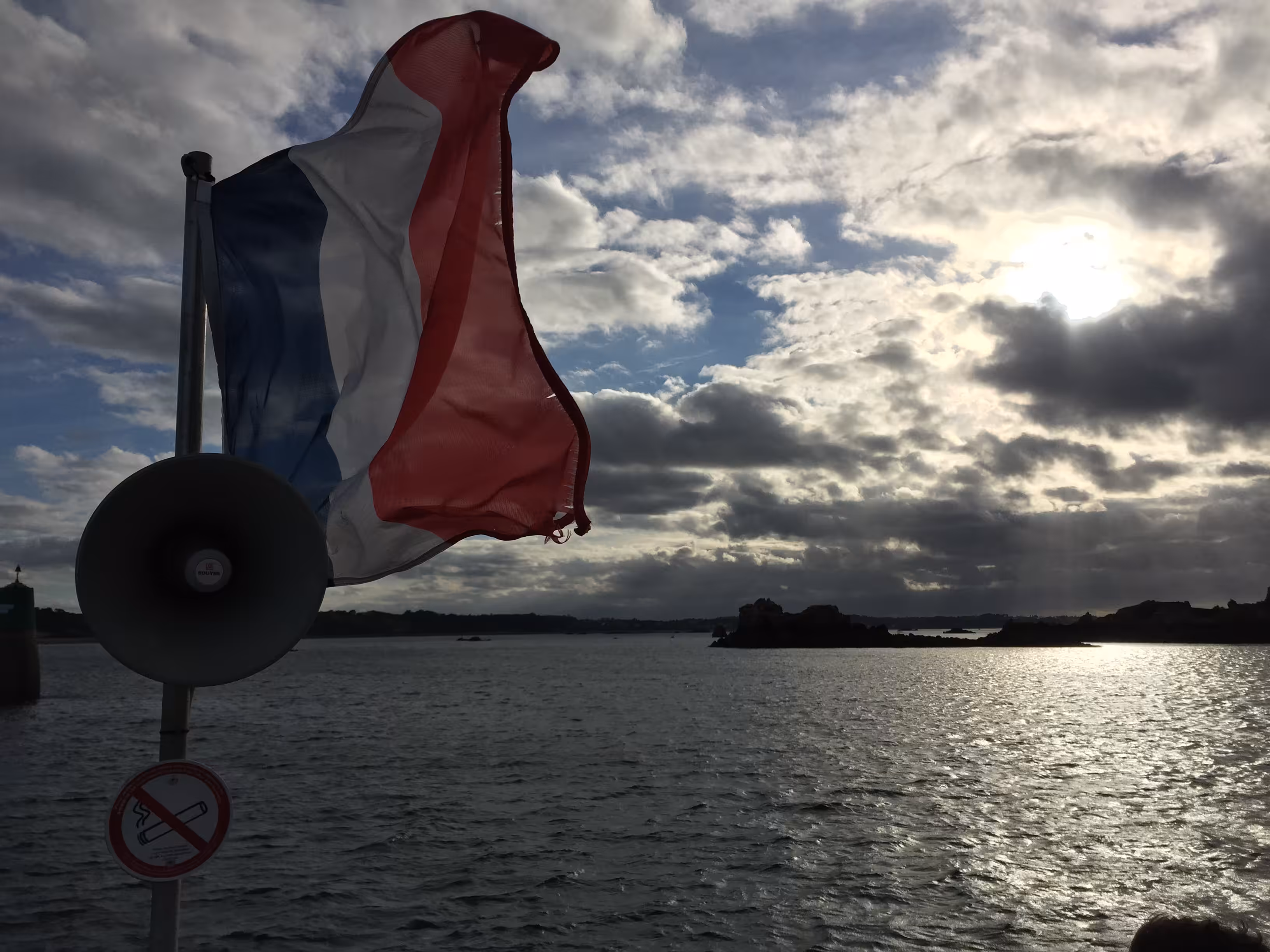 La Mer sous le drapeau - The sea under the flag