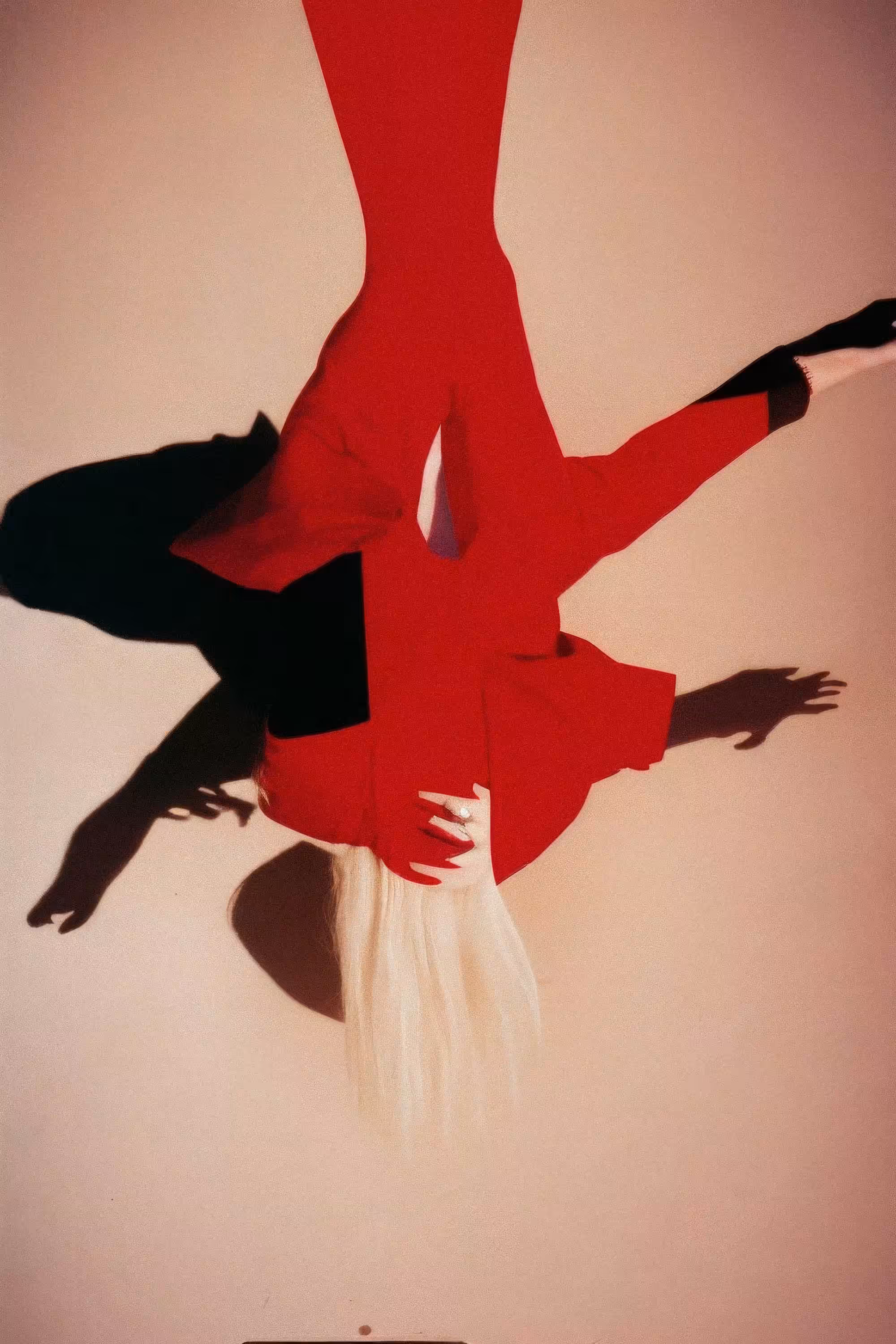 Post Photographic Perspectives: Taming the Machine: Ivona Tau - DEJCTED ELEGANCE
