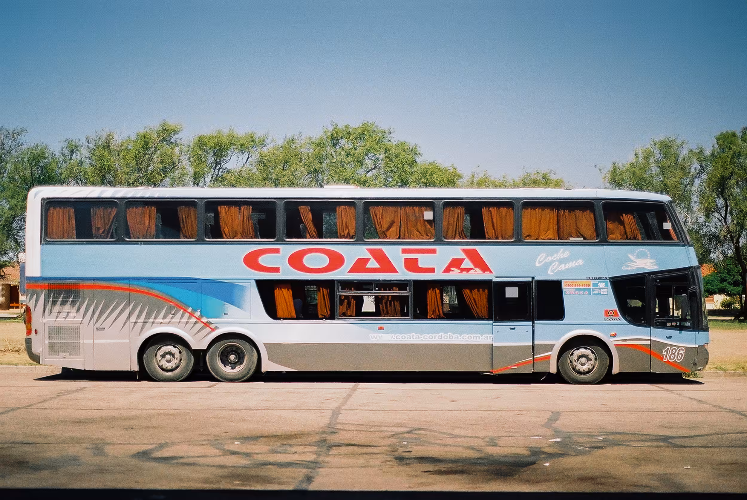 Solo Bus