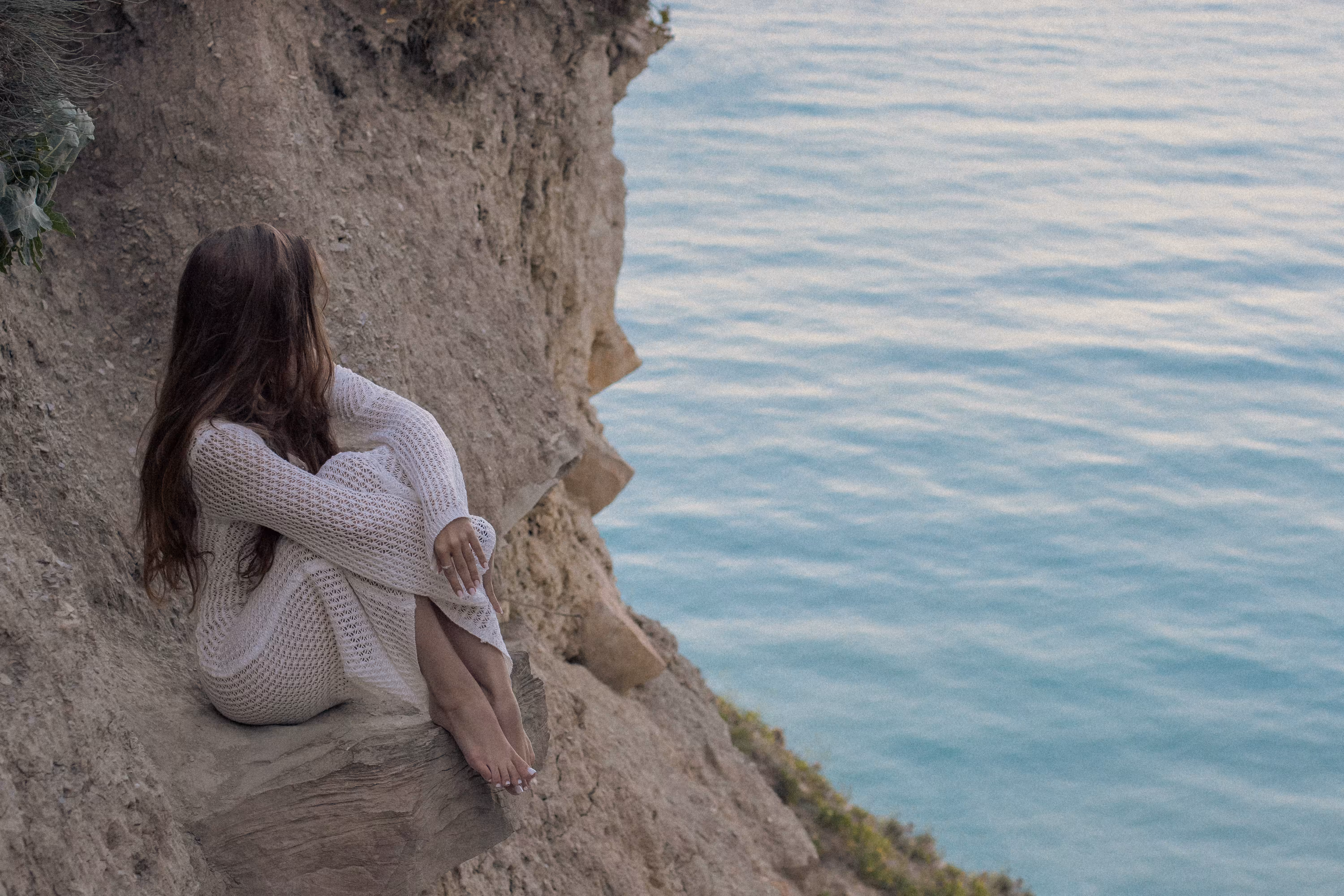 Photo gallery of my life: On the edge of silence