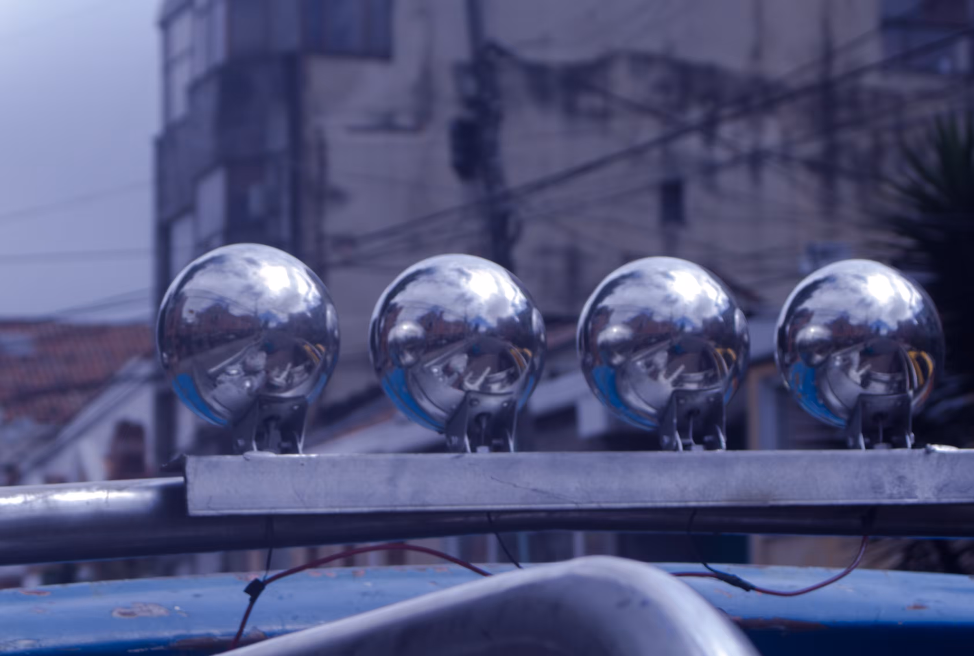 multiple reflection on a car