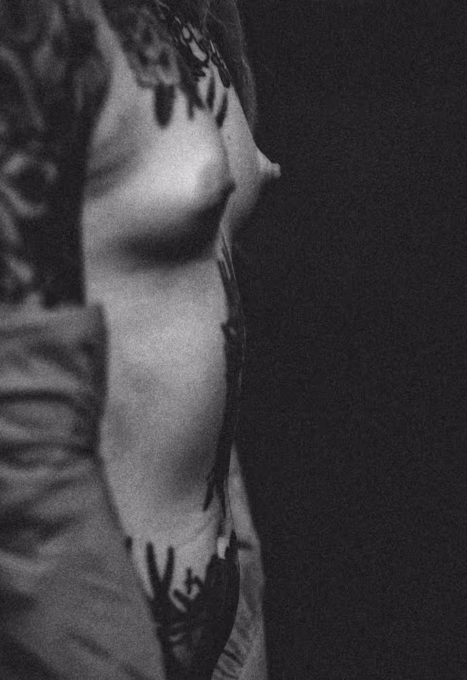 Noir Nude boobs topless