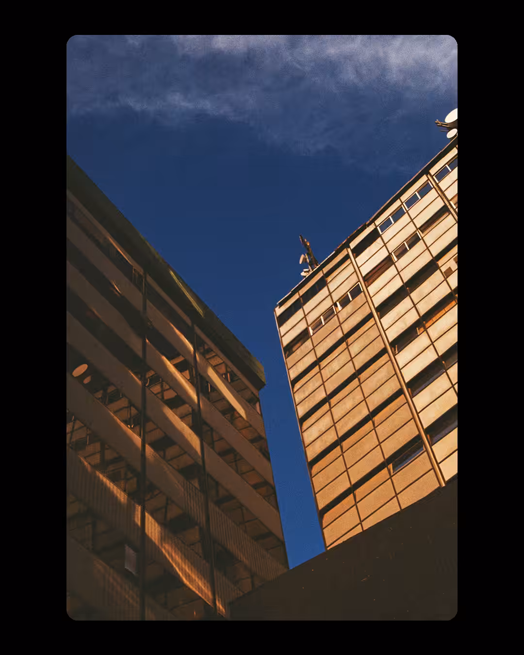 📸 🏢💧🏢