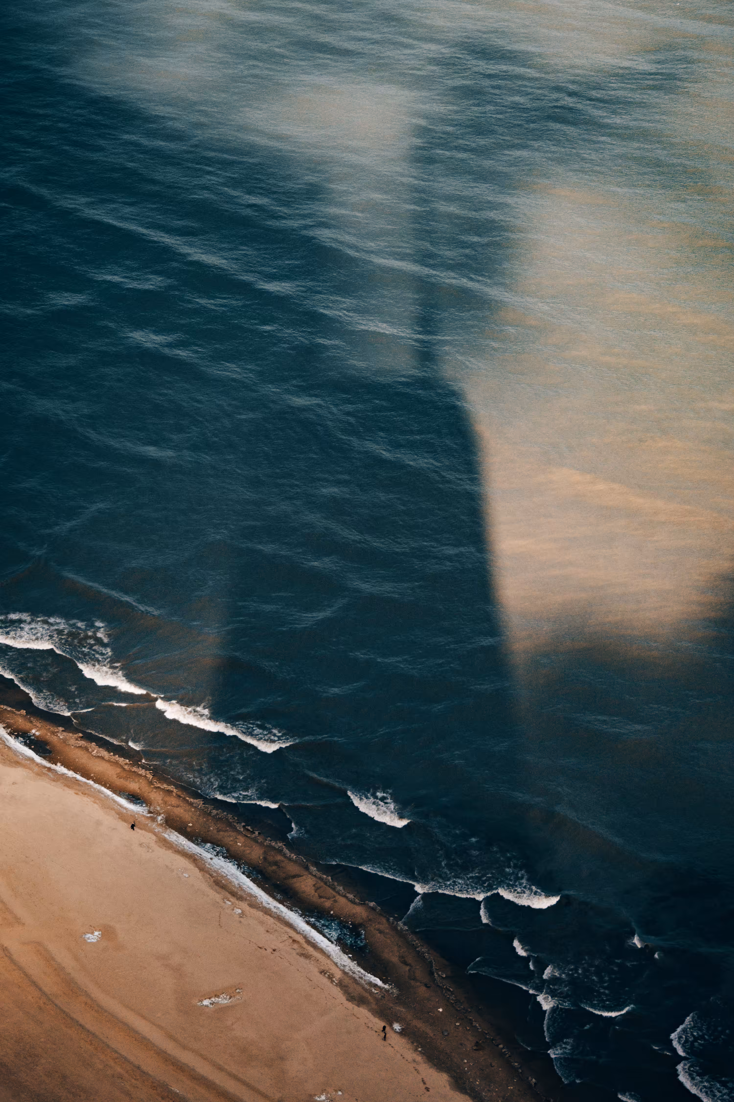 The Lakefront Giant
