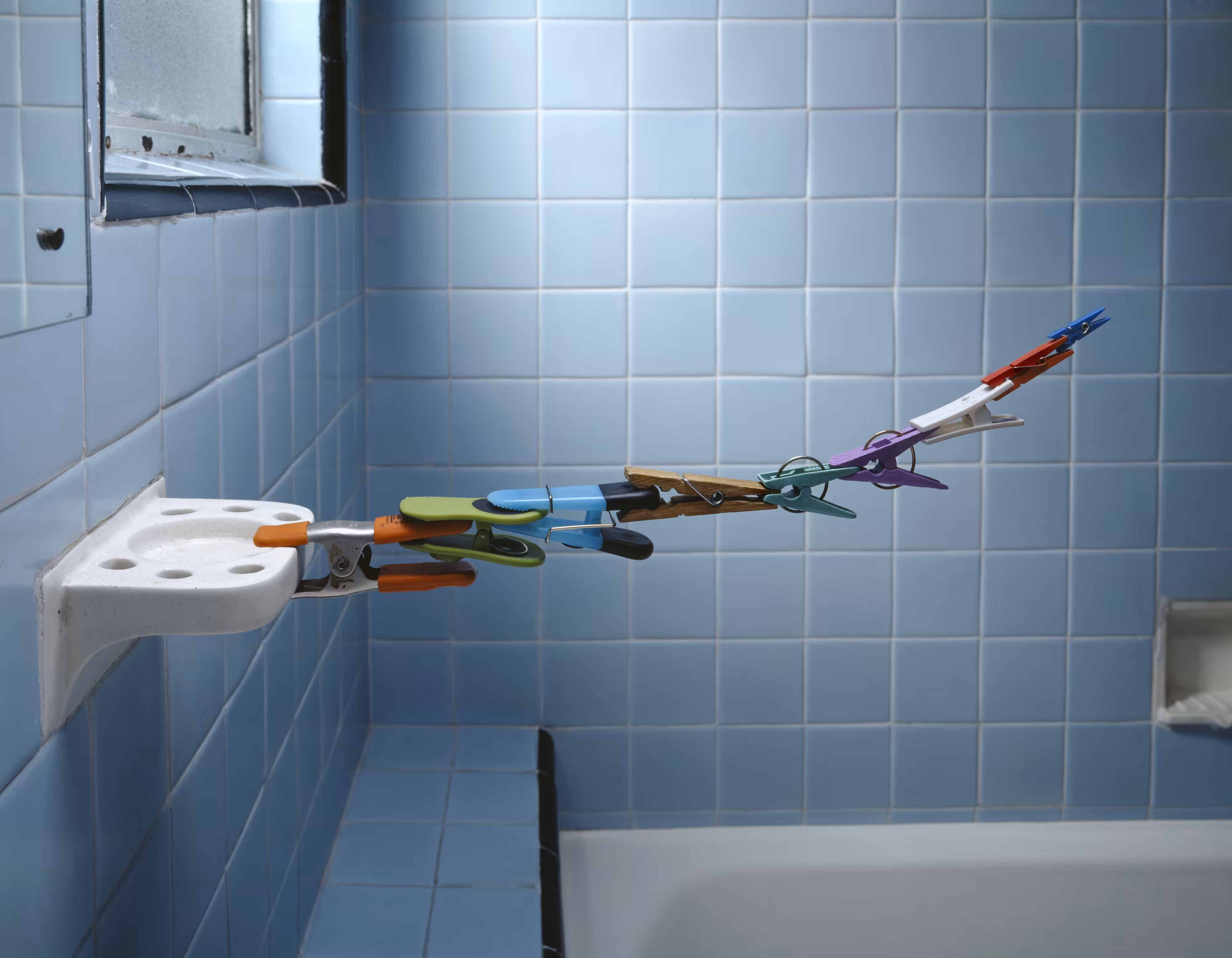 Mauricio Alejo: Clamps