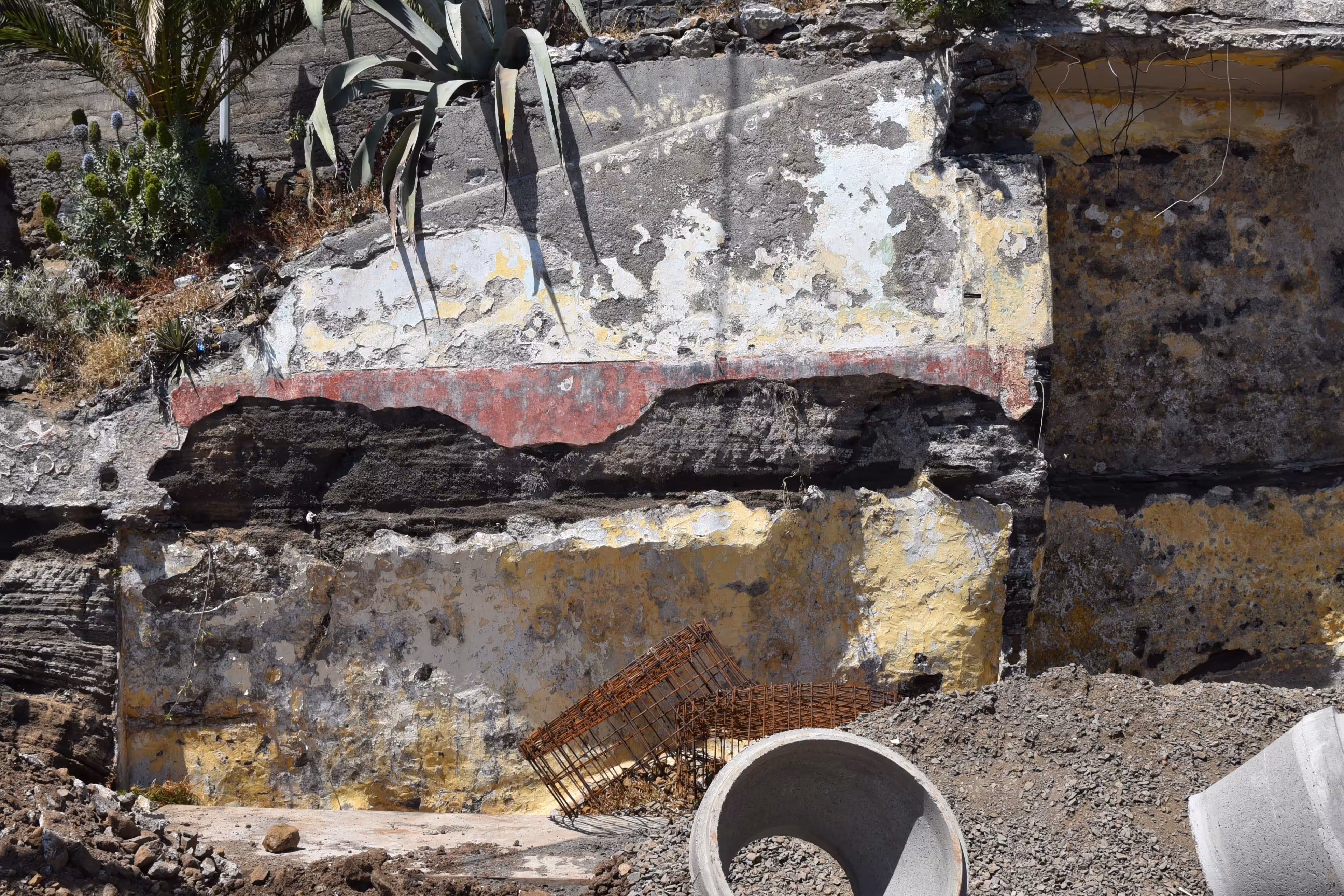Reclaimed Space 4: Câmara de Lobos