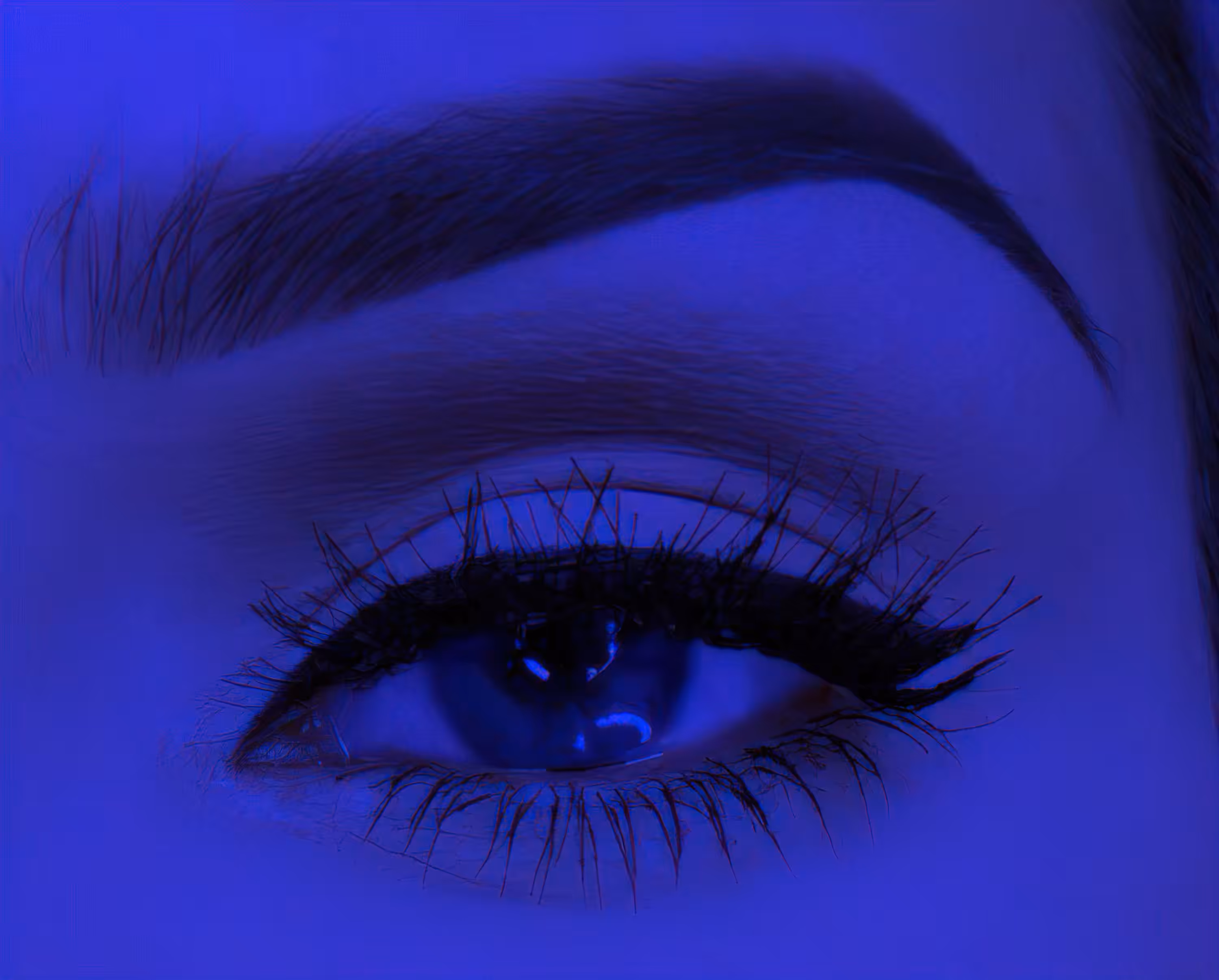 Lost into the sea of her gaze.