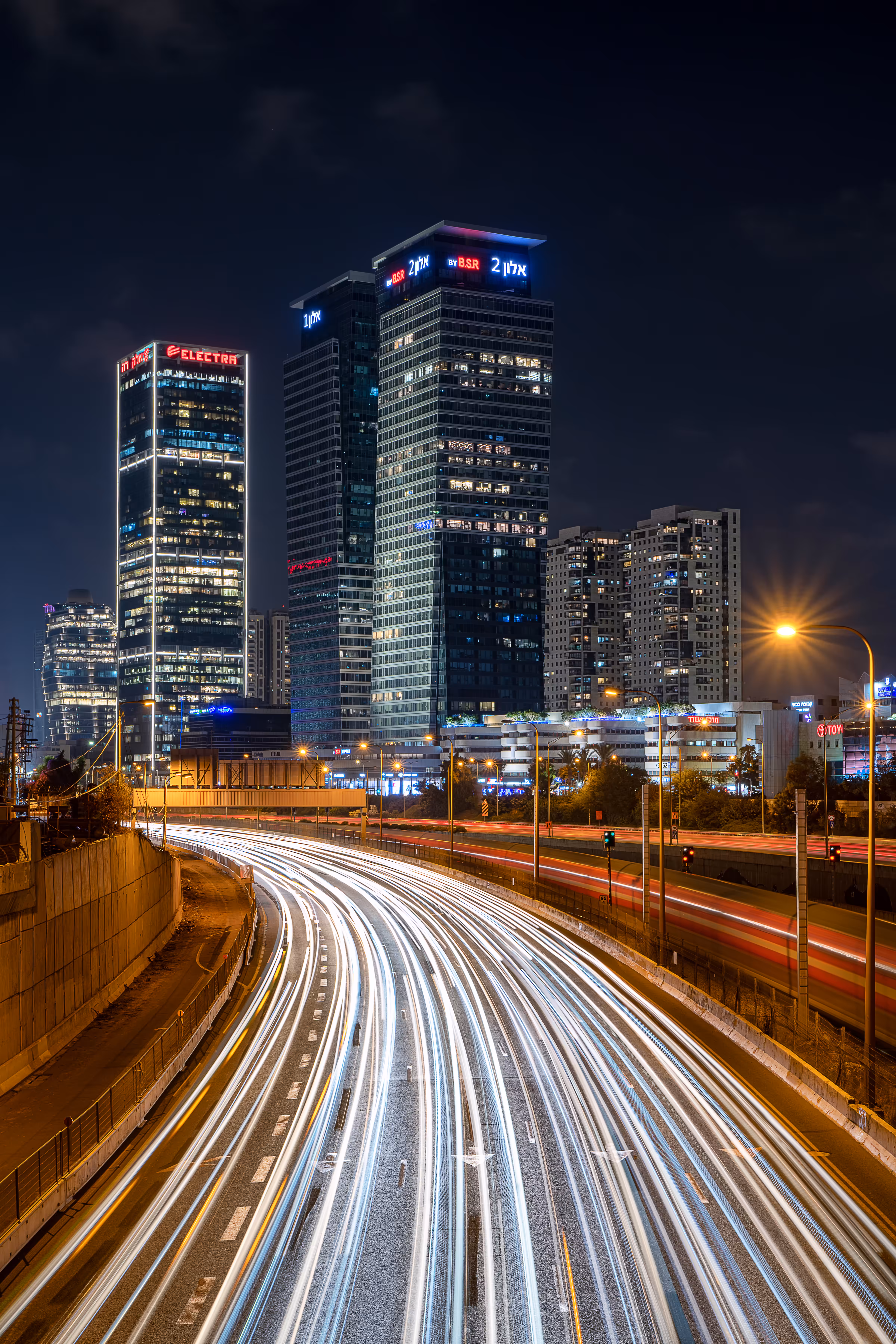 Nightlife Stream