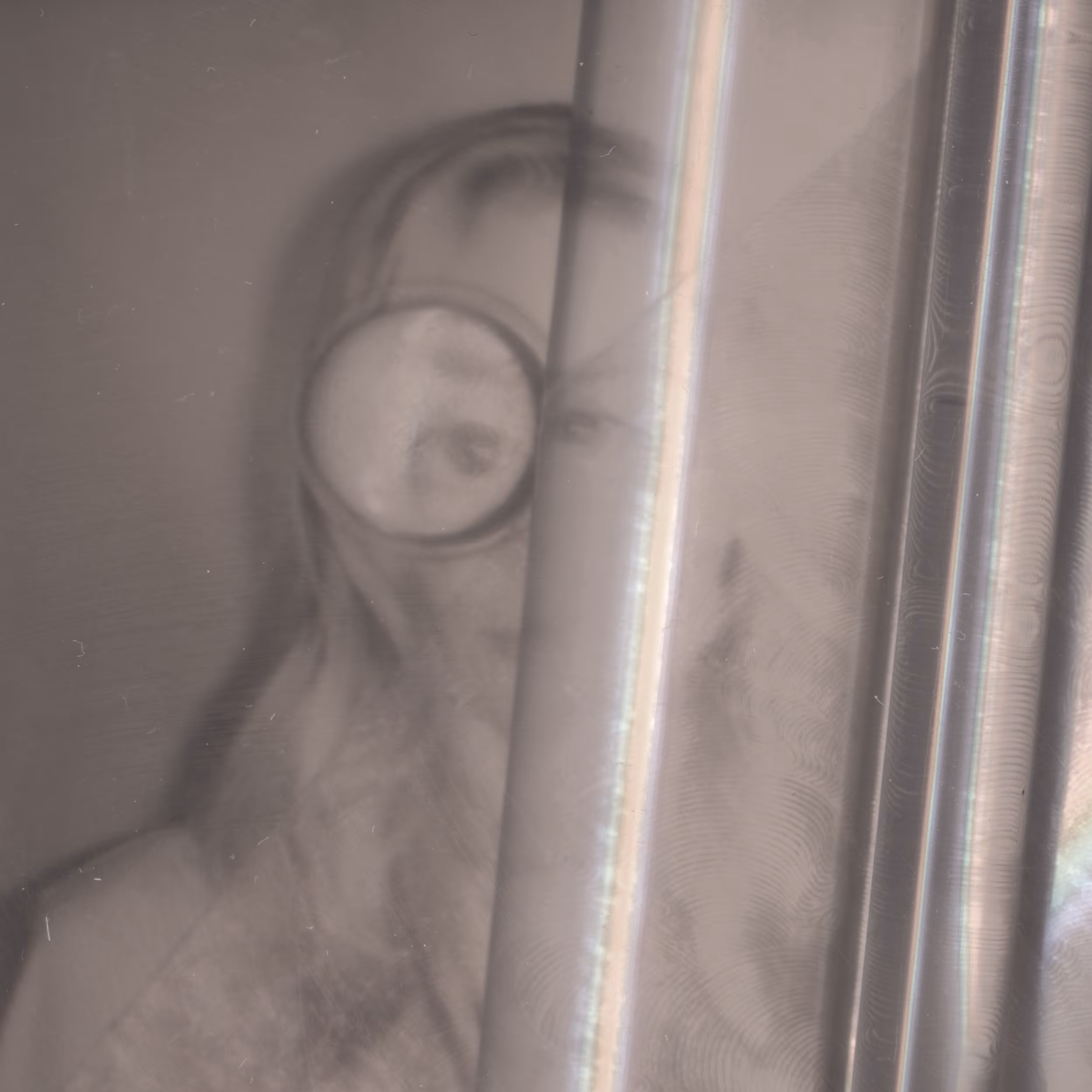 Corner sitter (Privacy Portraits) 