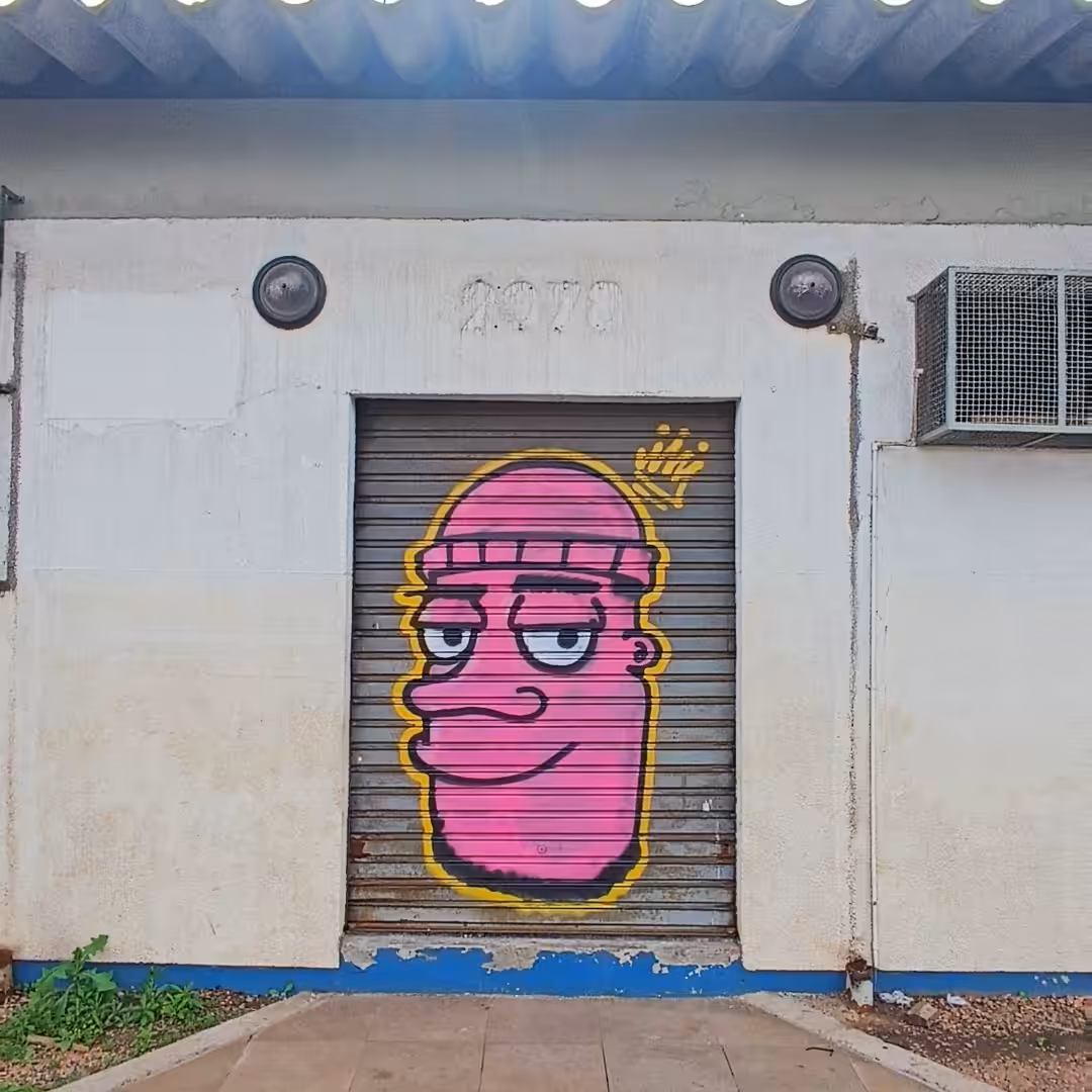Pink face