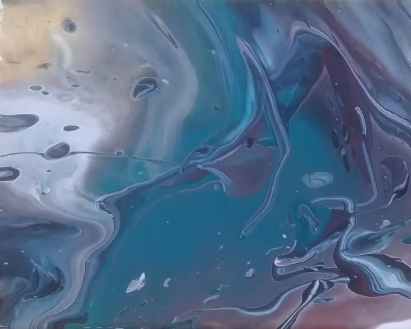 Fluid Reflections on the Beach