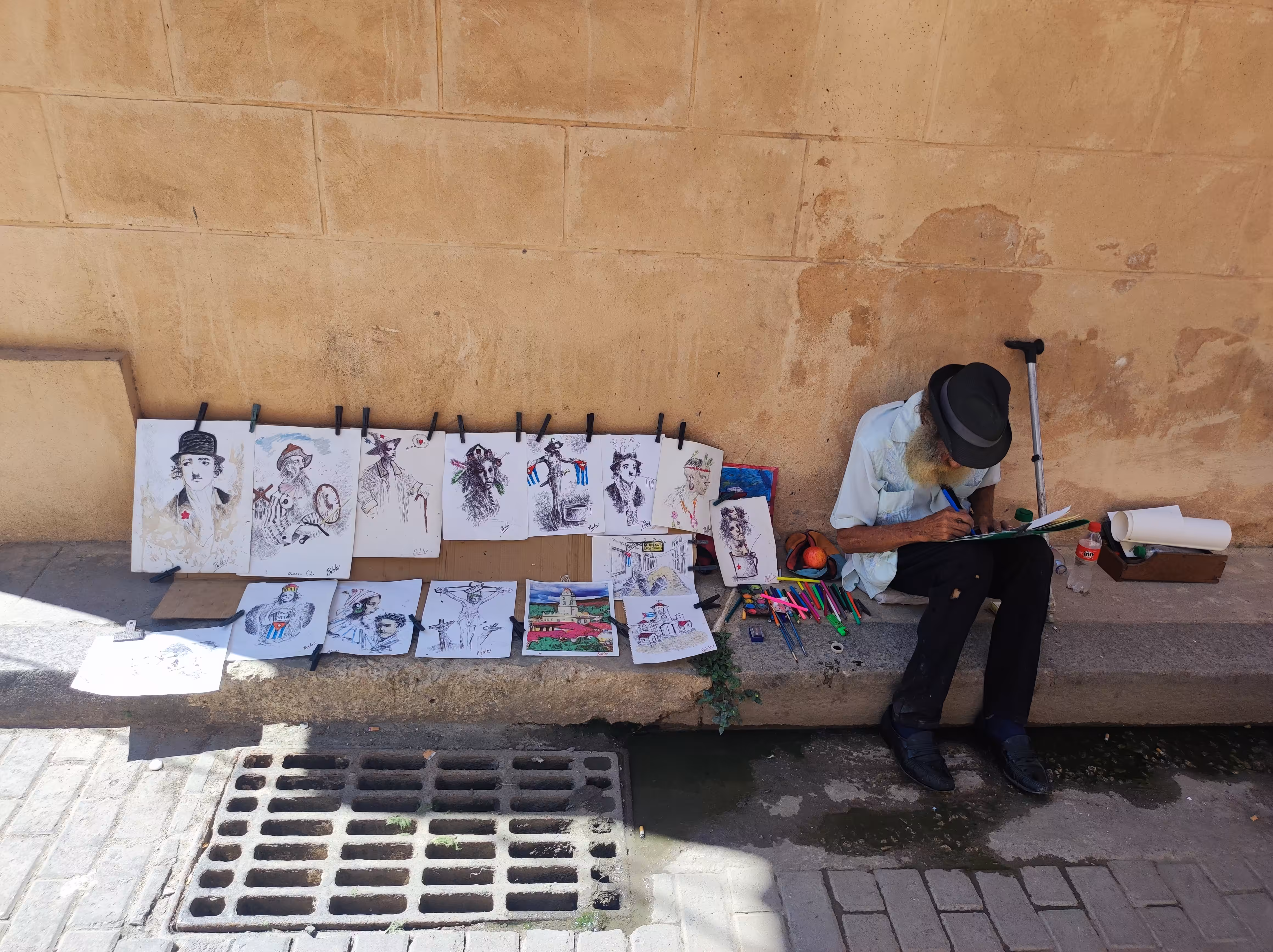 Cuba #18 - Never Give Up - Way of Life in Havana