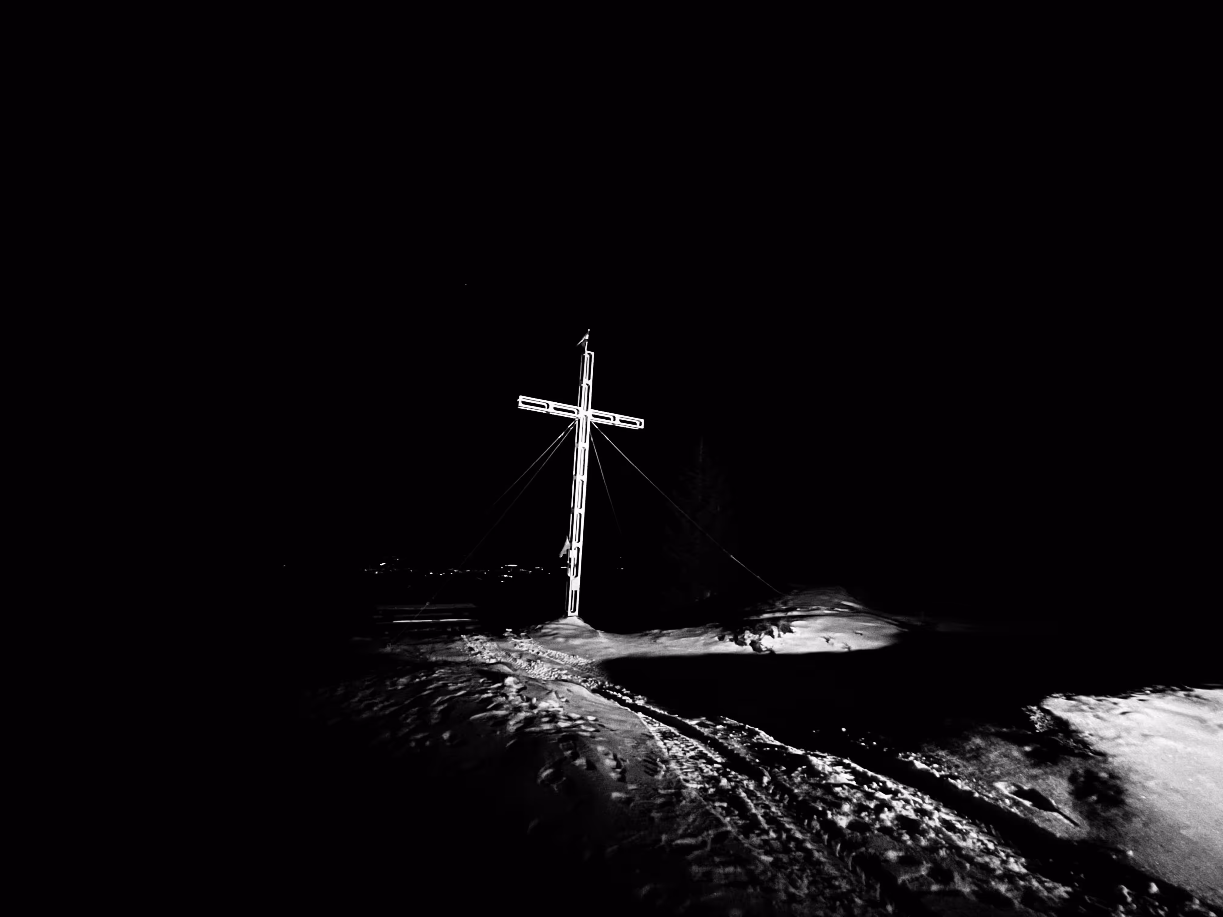 FHIGHIBIZA: In God We Trust