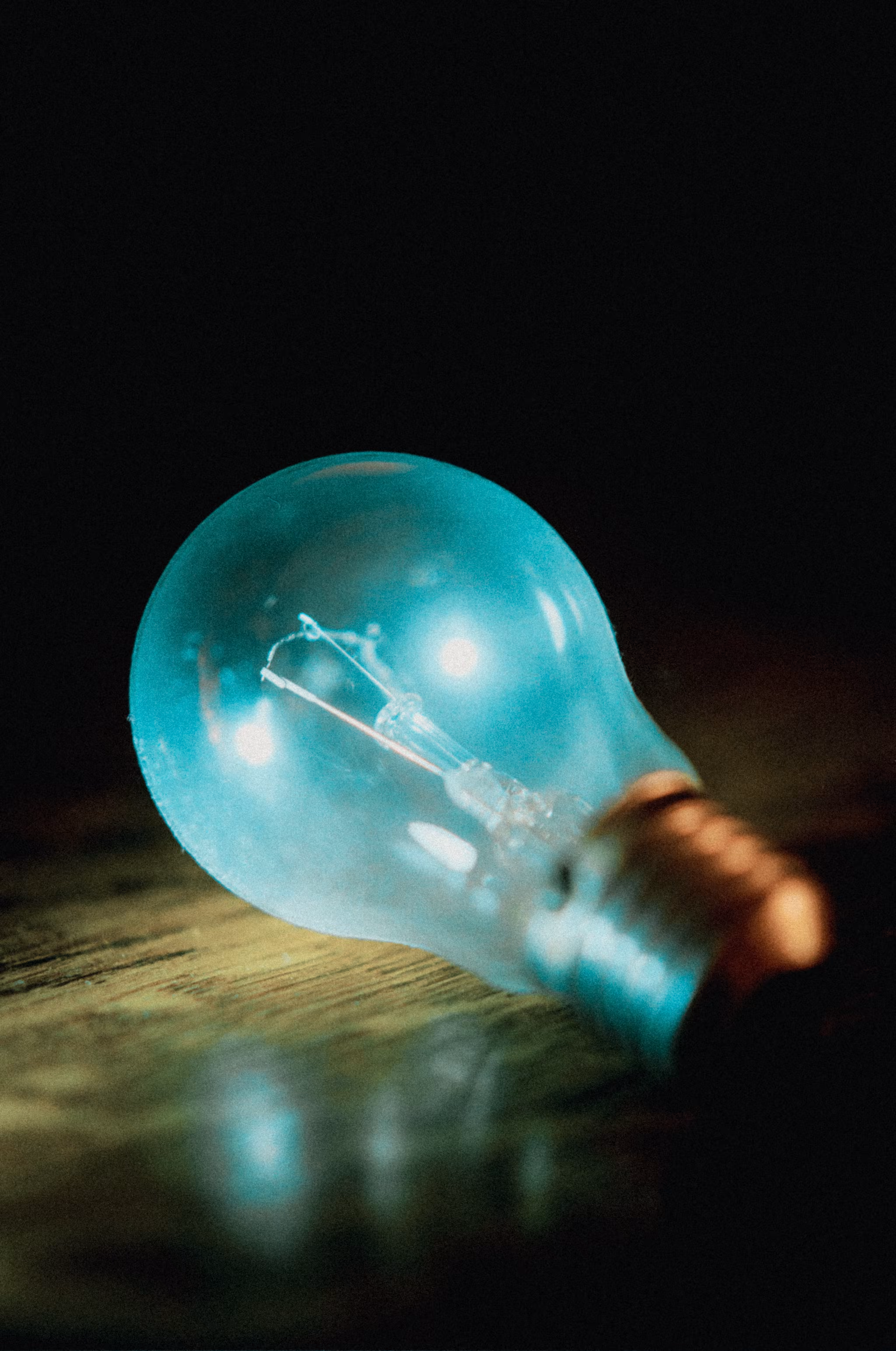 Non-Luminous Bulb